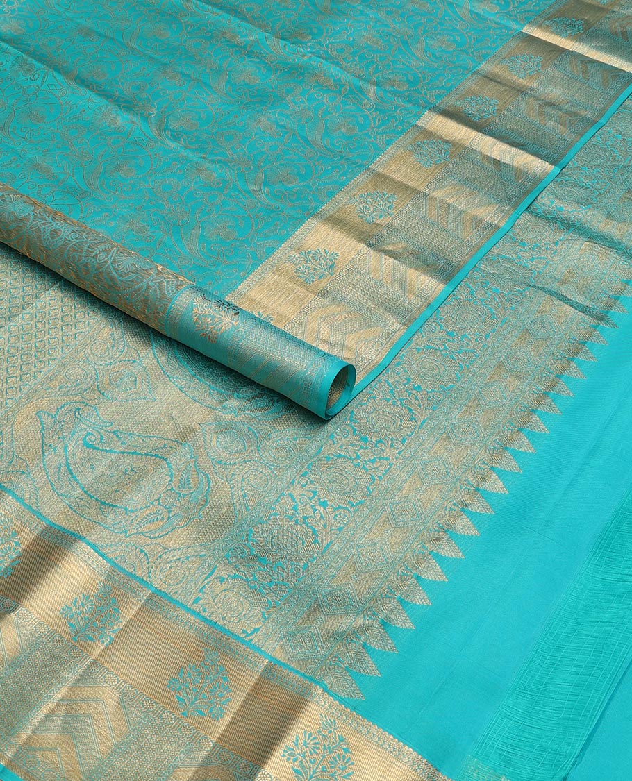 Blue jacquard wedding silk saree, zari border of traditional designs & intricately designed pallu