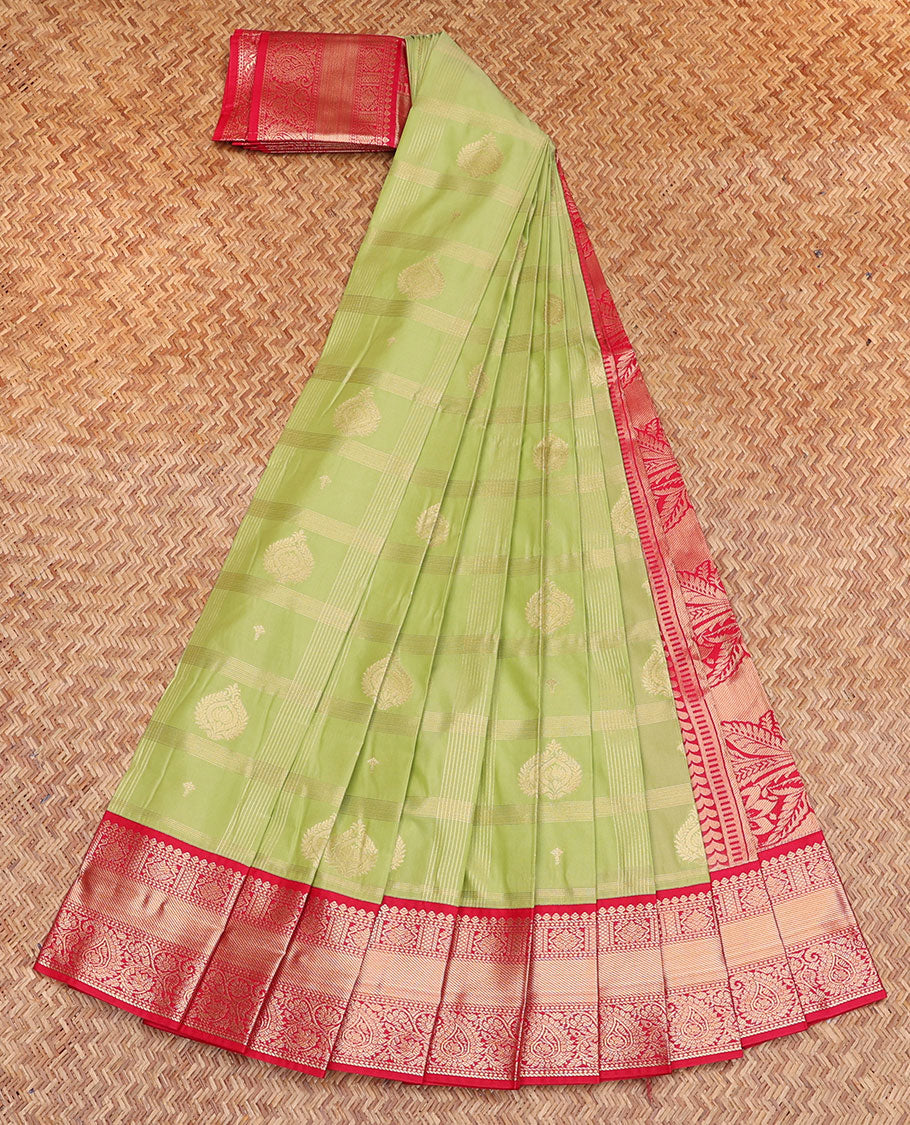 Green Budget Silk Saree, Spotlighted with Zari Butta Enclosed Checks, Complemented by a Contrast Traditional Design Border, Intricate Pallu, and a Contrast Blouse