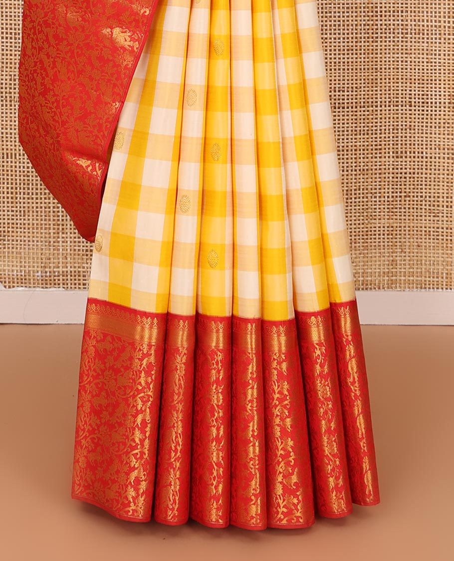 Yellow checked & chakram buttas Kanchipuram silk saree, contrast korvai border of salangai,muthu,vanki & vanasingaram designs & jaal pallu