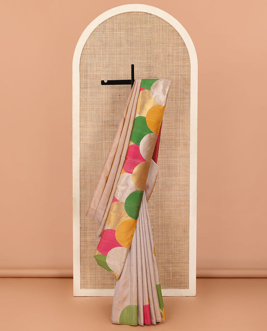 Borderless sandal-base candy colorful scallop designs Kanchipuram silk saree, contrast zari woven pallu