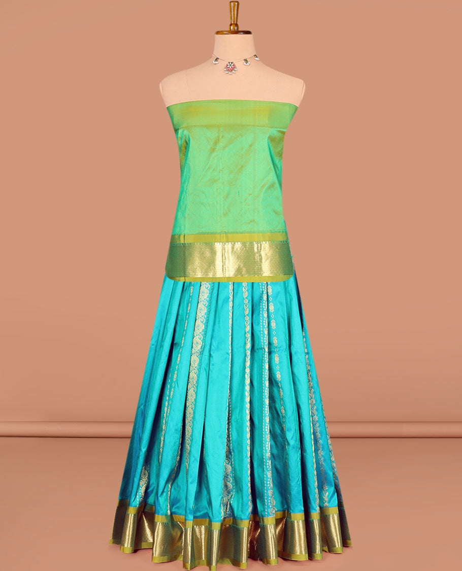 Blue zari design pure-silk half-saree with contrast border of jaal designs, contrast zari bordered blouse, and a jaal dhavani