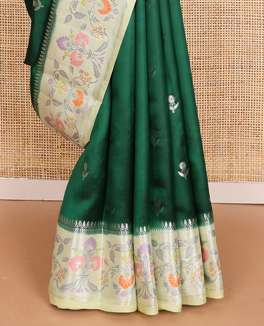 Green flower buttas raw mango silk saree, contrast zari border of floral meenalkari designs & zari design pallu