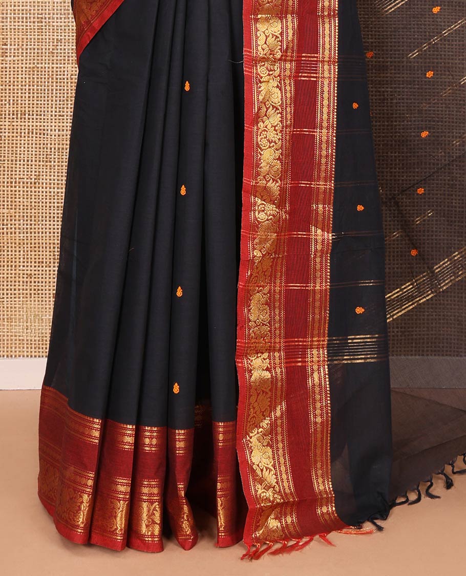 Black thread buttas Chettinad cotton saree, contrast traditional design rettai pettu border, striped pallu, and a matching blouse