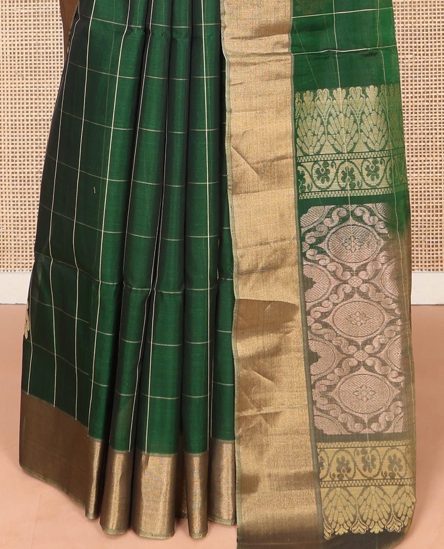 Green Silk Cotton Saree, Bedecked with Butta Enclosed Checks, Complemented by a Contrast Zari Border, Intricately Designed Pallu, and a Contrast Blouse