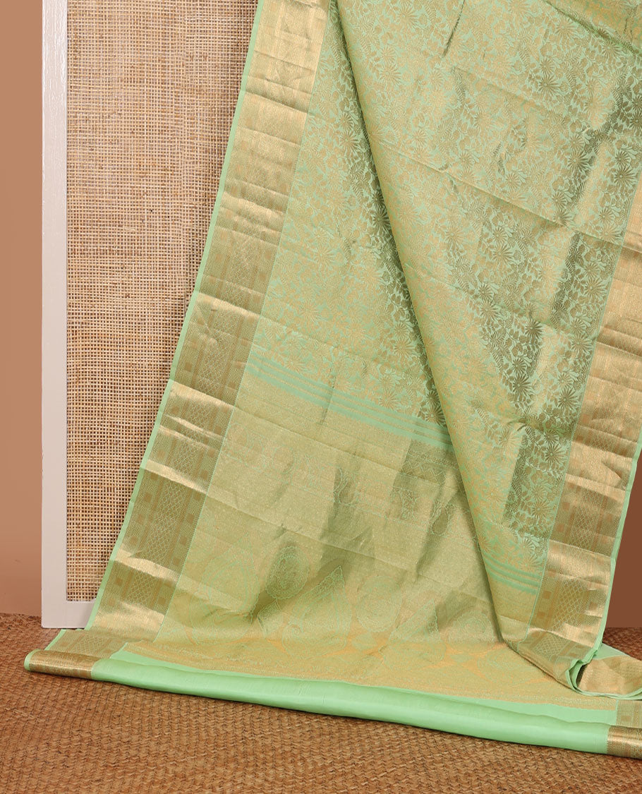Green jacquard wedding silk saree, intricate pallu & zari border of thilakam,bentex,kathir,diamond & laddu kamalam