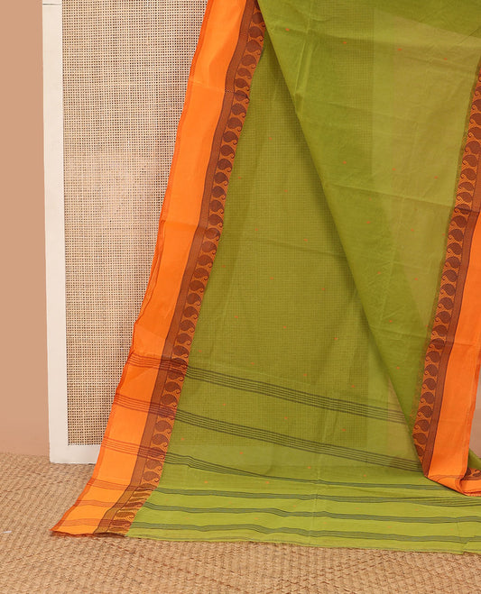 Green bengal cotton saree with contrast paisley design border & striped pallu