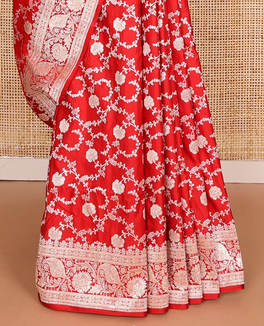 Red floral jacquard banarasi silk saree, self-border of floral & leaf creeper designs & intricately woven pallu of  floral & paisley designs