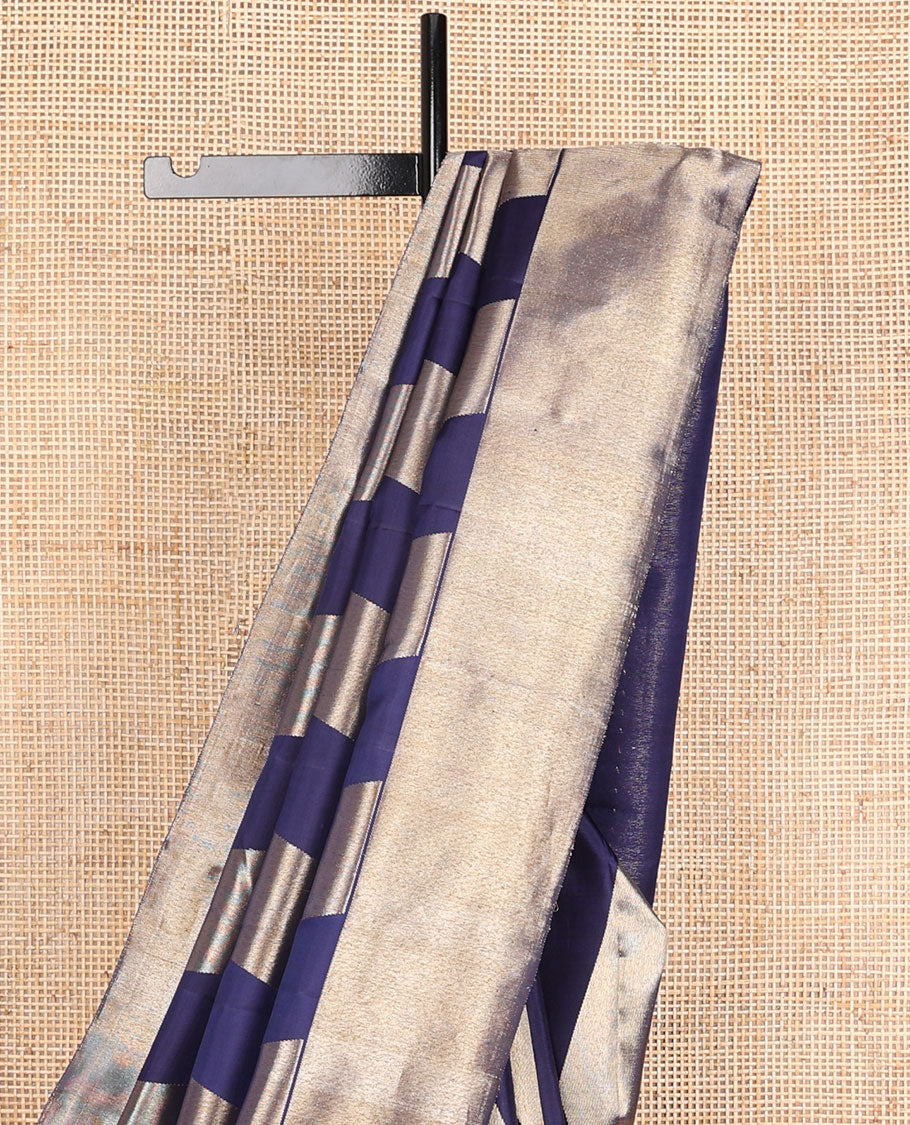 Blue thick zig-zag striped kancheepuram silksaree, getti zari border & zari-rich pallu of pillaiyar mokku & seeppu rekku