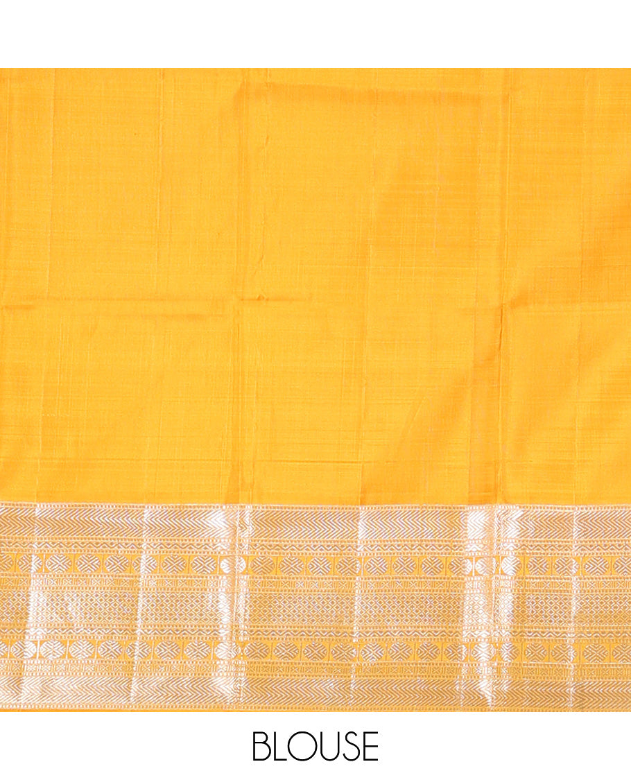 Red plain Kanchipuram silk saree, contrast korvai border of muthu, vanki, neli, rudraksham, and mayil kann, and traditional zari steeped pallu