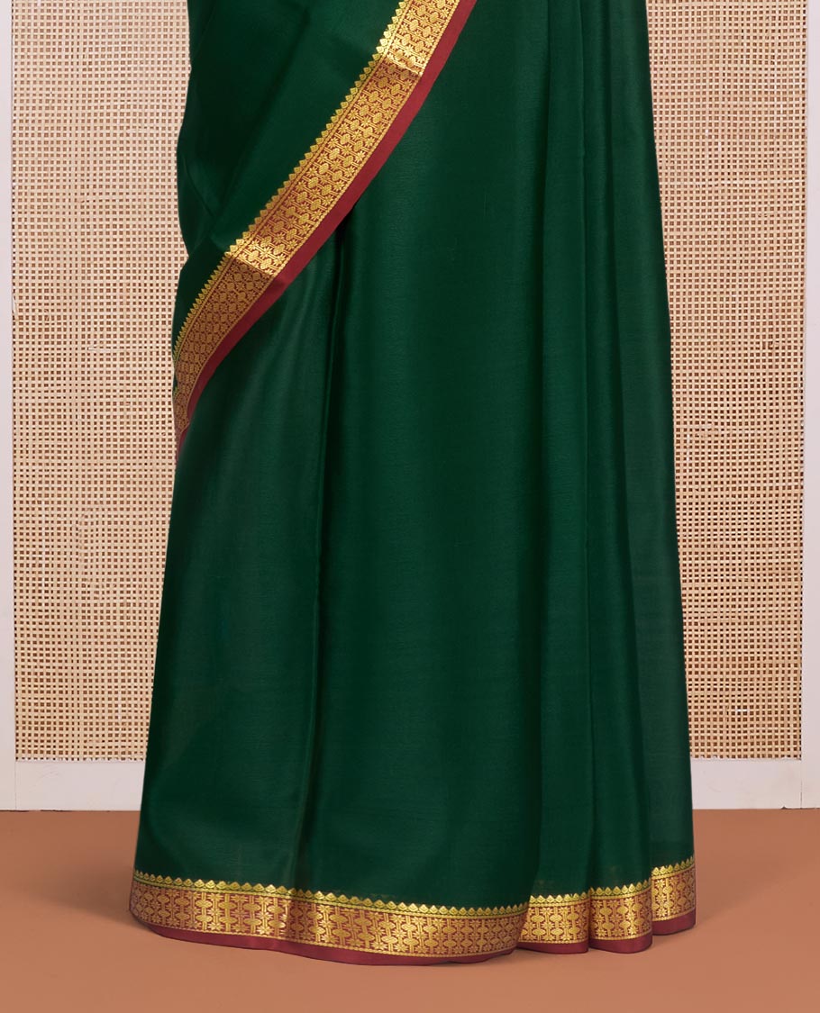 Bottle Green Plain Mysore Silk Saree, Complemented by a Contrast Traditional Zari Design Border, Zari Striped Pallu, and Paired with a Contrast Blouse