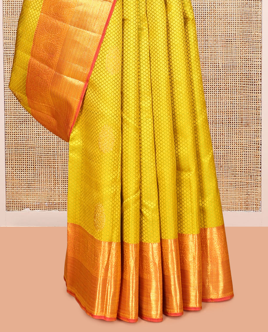 Green Embossed-Buttas Kanchipuram Silk Saree, a Contrast Dhavana Kodi Border, Grand Pallu, Contrast Blouse