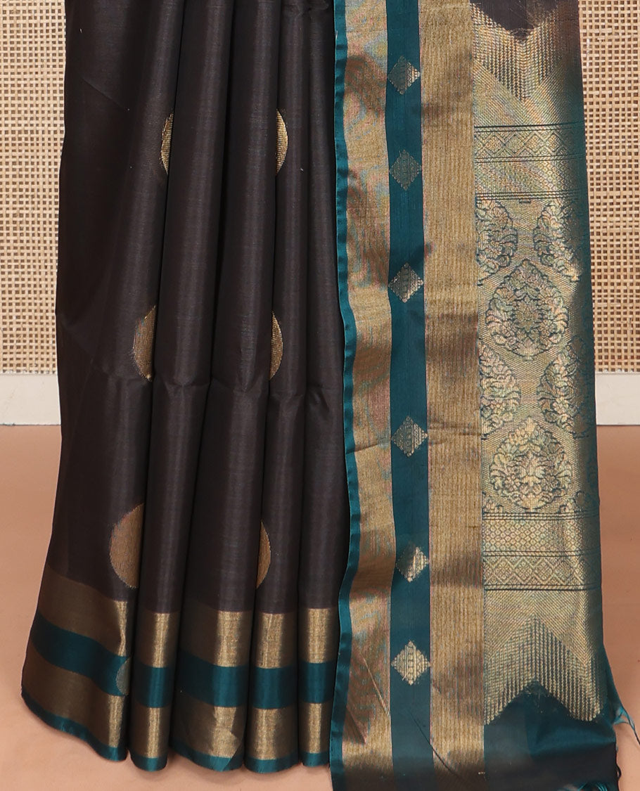 Grey Silk Cotton Saree, Accentuated with Polka Dot Buttas, Complemented by a Contrast Zari Buttas Border, Intricately Designed Pallu, and a Contrast Blouse