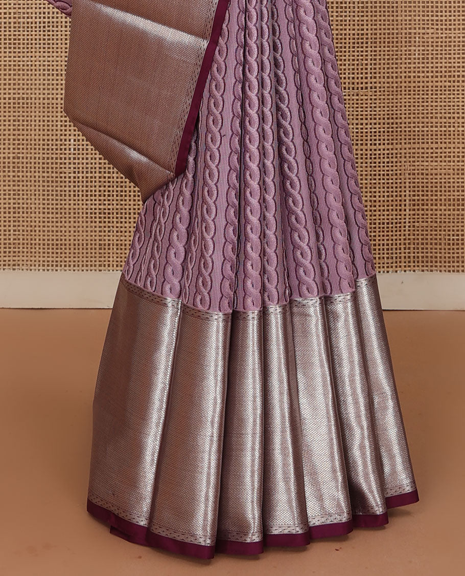 Lavender jacquard Kanchipuram silk saree, big kuyil kann border & silver zari work on the pallu