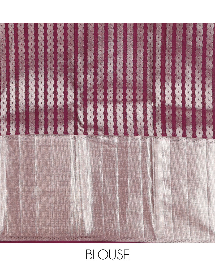 Lavender jacquard Kanchipuram silk saree, big kuyil kann border & silver zari work on the pallu