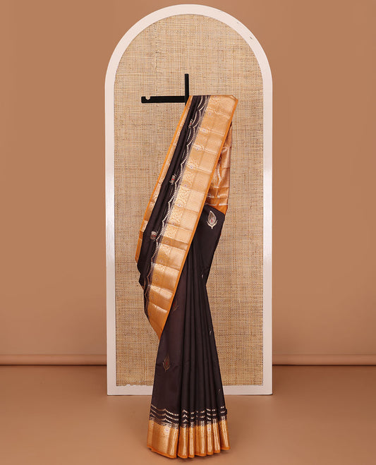 Brown floral meena buttas raw mango silk saree, contrast floral design border creeper, and floral design pallu
