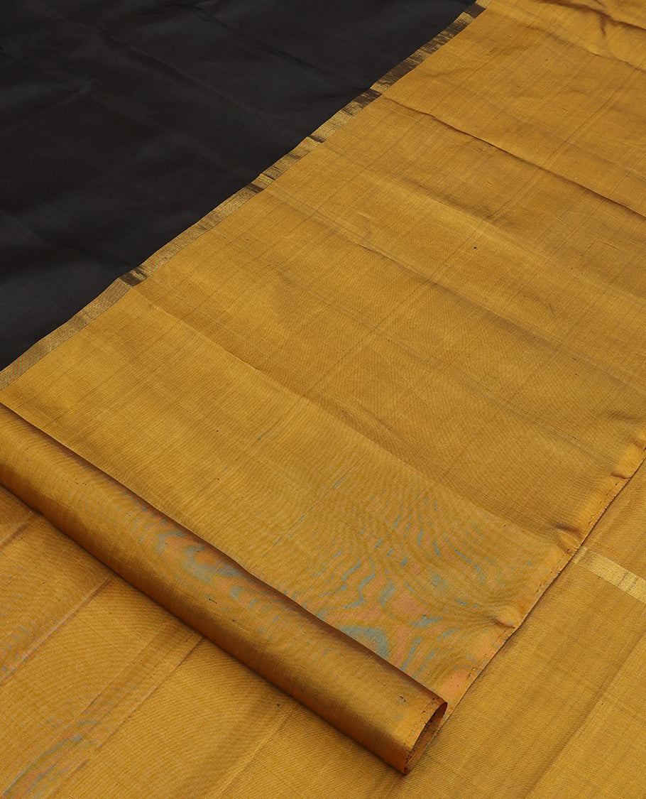 Borderless Grey, black, and Mustard tri-colored combo Kanchipuram silk saree with two-horizontal thick zari striped running on its body and pallu