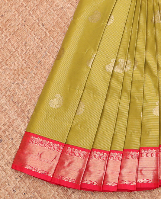 Green Budget Silk Saree, Richly Detailed with Zari Buttas and Stripes, Complemented by Contrast Traditional Zari Border, Grand Pallu, and a Contrast Blouse