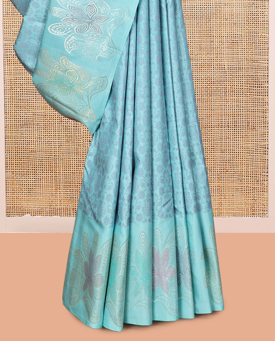 Blue Floral-Paisley Design Kanchipuram Silk Saree, a Floral Border, Contrast Jaal Pallu, Contrast Blouse