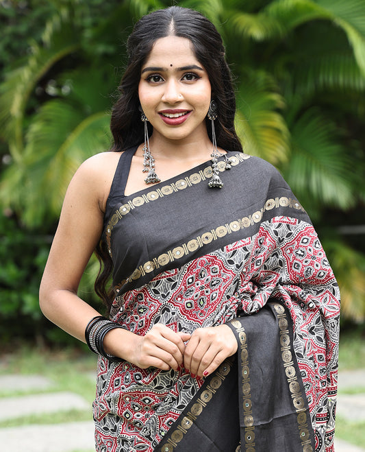 Black Dola Tussar Saree