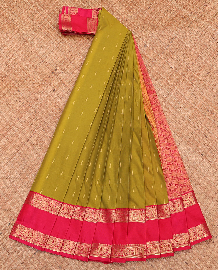 Green Budget Silk Saree, Prettified with Zari Buttas, Complemented by a Contrast Traditional Zari Rettai Pettu Border, Grand Pallu, and Contrast Blouse