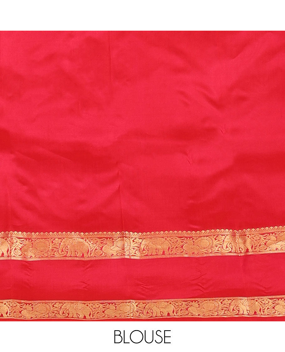 Peach Meena buttas silk saree, contrast rettai pettu border of thilakam mokku,muthu,banaras,kodi yaanai & mayil designs & zari motifs enclosed checked pallu