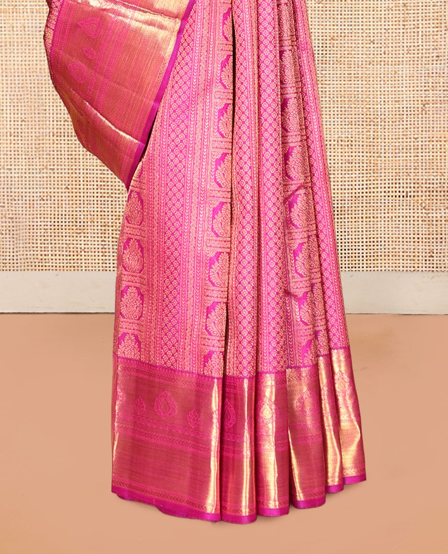 Pink Kanchipuram Wedding Silk Saree, Ornamented with Jacquard Design, a Traditional Zari Border, Grand Pallu, and a Matching Blouse