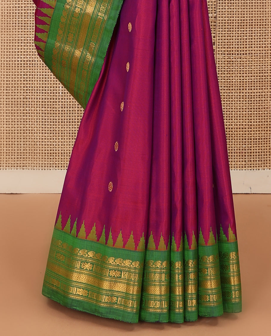 Pink chakram buttas gadwal silk saree, contrast thazampoo rekku border of manga mokku, star kamalam, and vanki designs