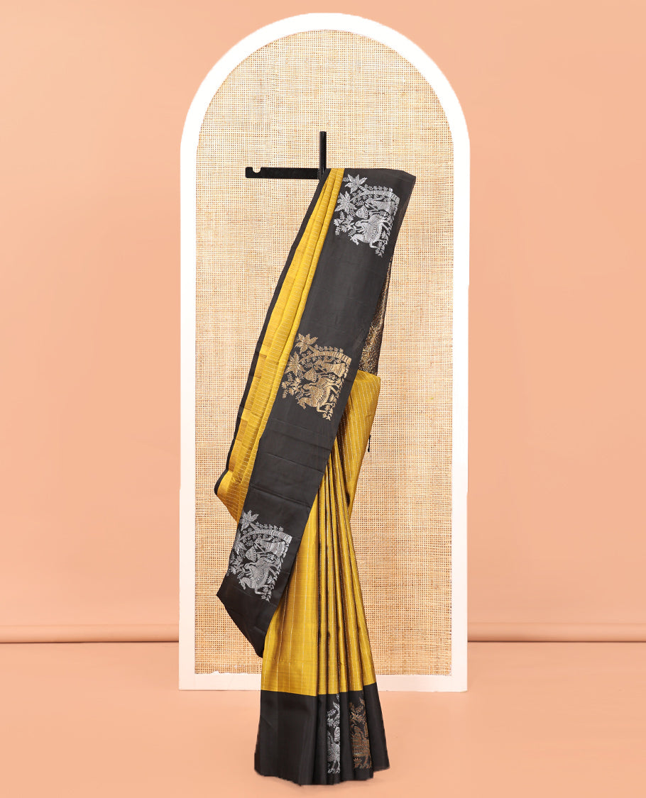 Mehendi Green Striped Mayuri Lite Silkmix, Contrast Border, Blouse
