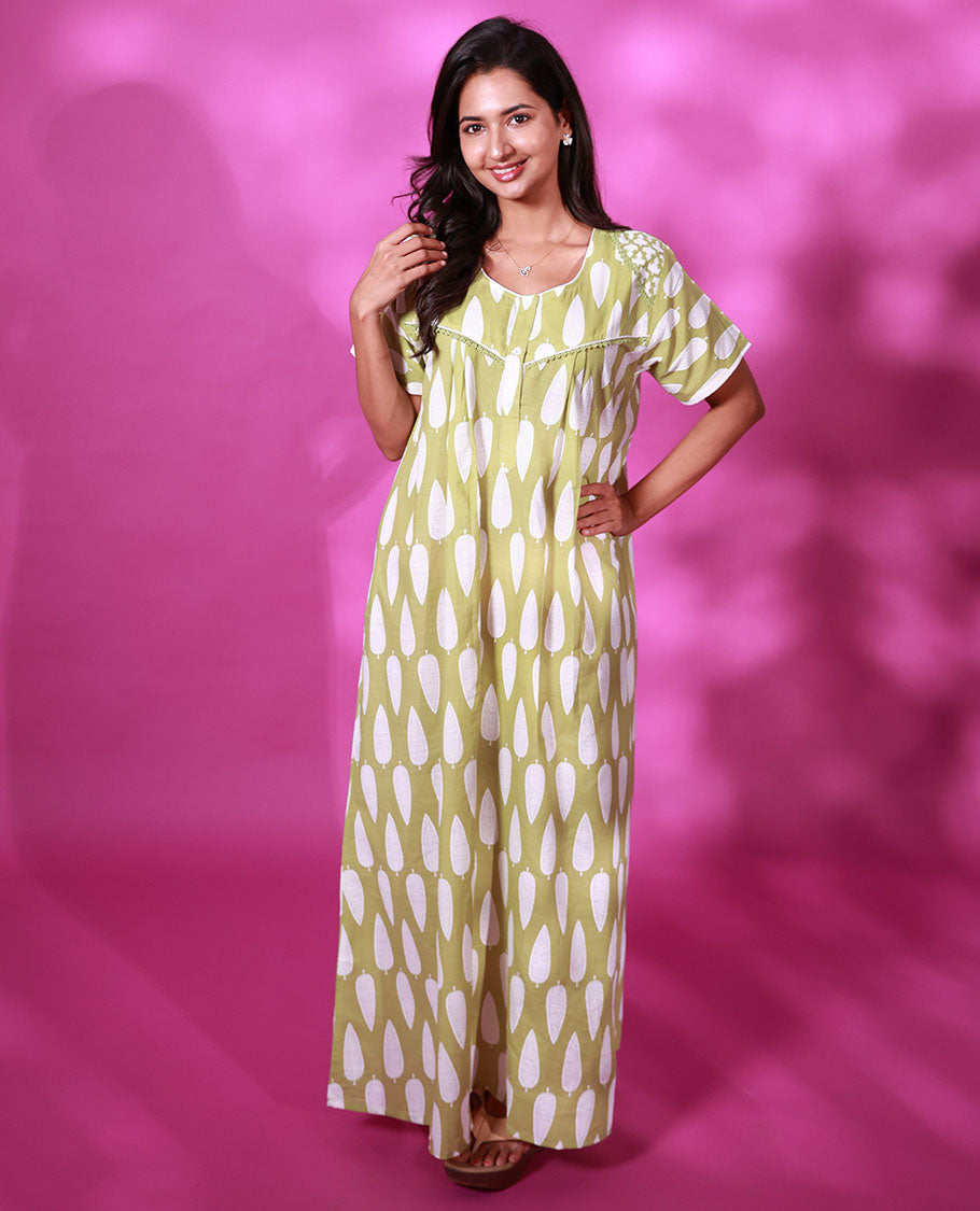 Green pine tree printed with embroidered half-sleeve round neck cotton nighty