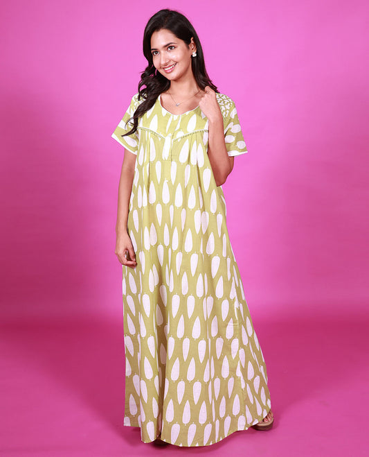 Green pine tree printed with embroidered half-sleeve round neck cotton nighty