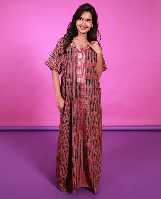 Multi-color geometric print with round neck half-sleeve cotton nighty