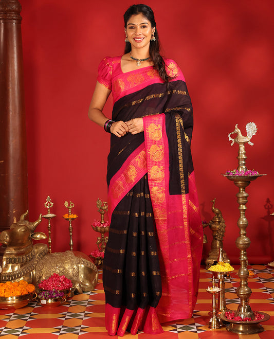 Navy Blue Peacock Buttas Sungudi Cotton Saree, Contrast Checked Peacock Border, Contrast Blouse