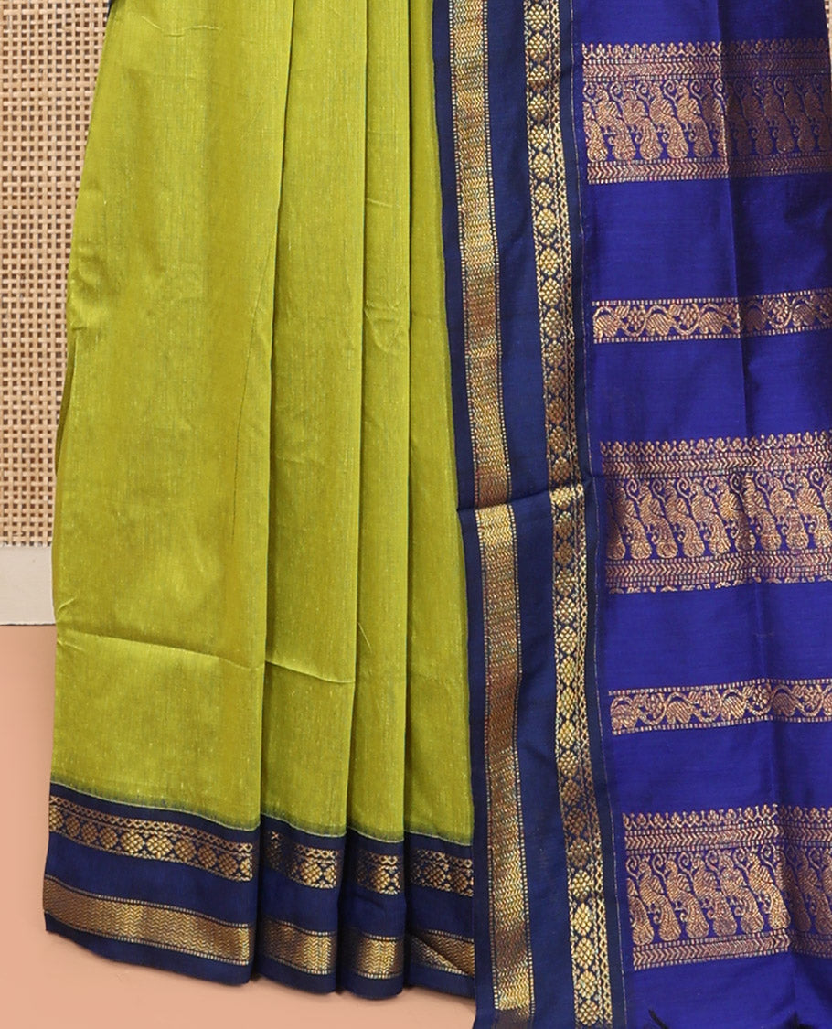 Green Kalyani Cotton Saree, Woven with Thread Buttas, Complemented by a Contrast Rettai Pettu Traditional Border, Traditional Pallu, and a Contrast Blouse