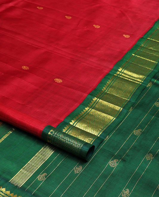 Red zari buttas Kanchipuram silk saree, contrast korvai border of thilakam mokku & jaal design & zari design pallu