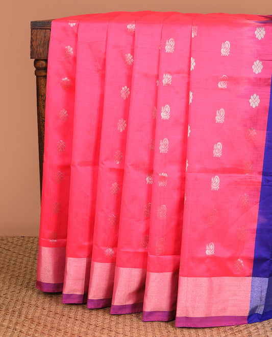 Pink kupadam cotton saree with buttas, plain border & contrast pallu of floral & peacock designs