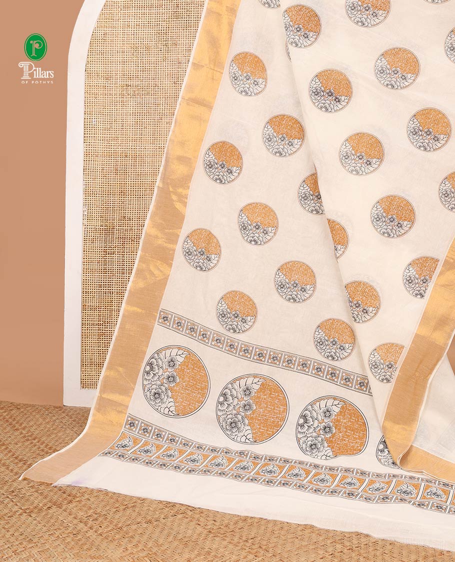 Cream with brown flower butta kerala cotton saree with zari bawanchi border & printed pallu along with plain blouse