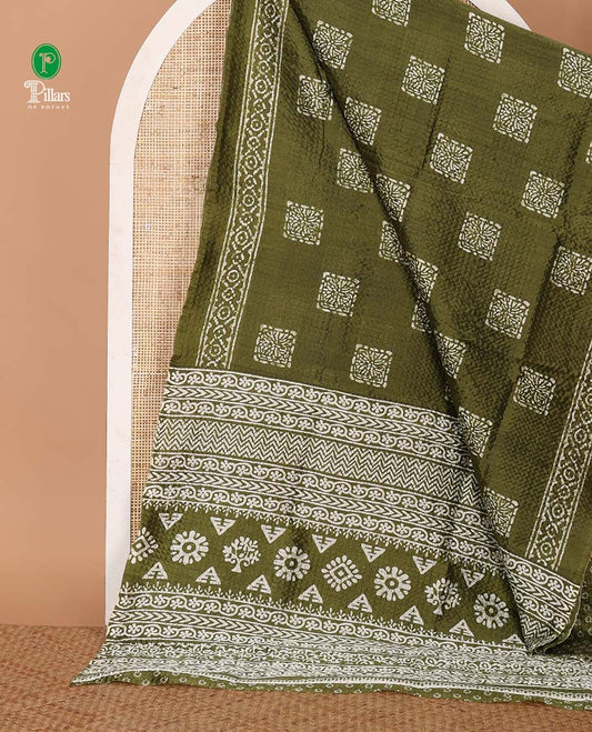 Olive green batik-printed square motifs Litchi crushed saree, batik-printed border & pallu of geometric & floral batik print