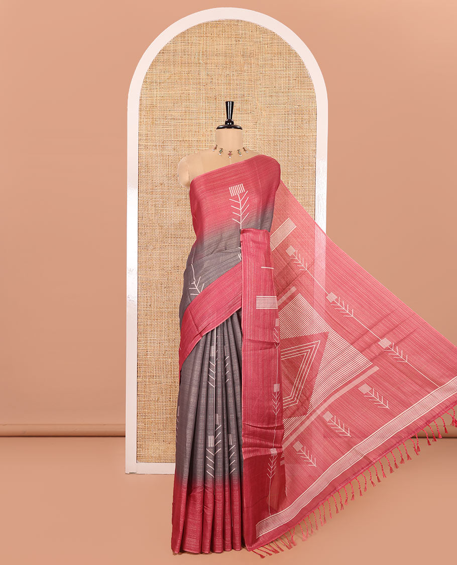 Light Brown Tissue Saree, Adorned with Horizontal Stripes and Unique Motifs Printed All Over Its Body, Complemented by Contrast Printed Border, Pallu Depicts Geometric Patterns, and Paired with a Contrast Geometric Printed Blouse
