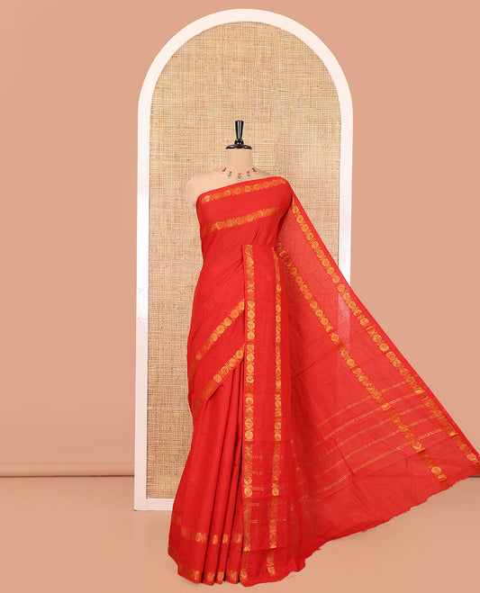 Red Plain Sungudi Cotton Saree, Highlighted by Traditional Rettai Pettu Rudraksham Border, Striped Pallu, and a Matching Blouse