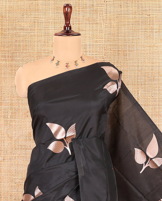 Borderless Black Elite Soft Silk Saree, Adorned with Leaf Motifs, a Self-Pallu of Floral Designs, and a Matching Blouse