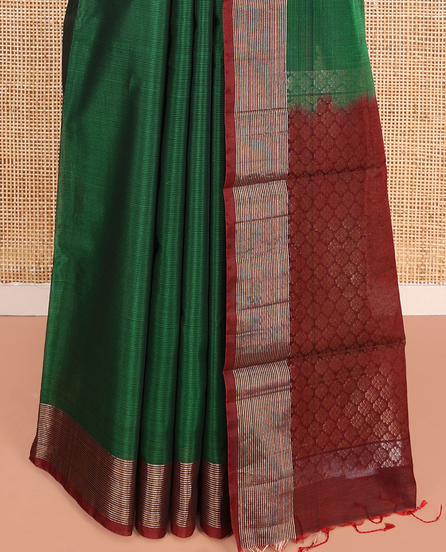 Green Silk Cotton Saree, Adorned with Floral Buttas All Over Its Body, Complemented by a Contrast Zari Striped Border, Pallu of Jaal Designs, and Paired with a Contrast Blouse