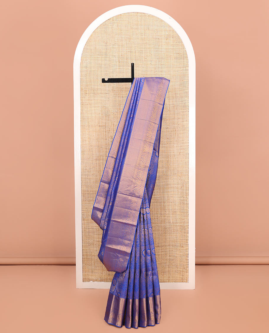 Blue Kanchipuram Wedding Silk Saree, Embellished with Jacquard Design on Its Body, Highlighted by Zari Border of Muthu, Jaal, Diamond, Vanki, and Kodi Visiry Designs, Intricately Designed Pallu, and Paired with a Matching Blouse