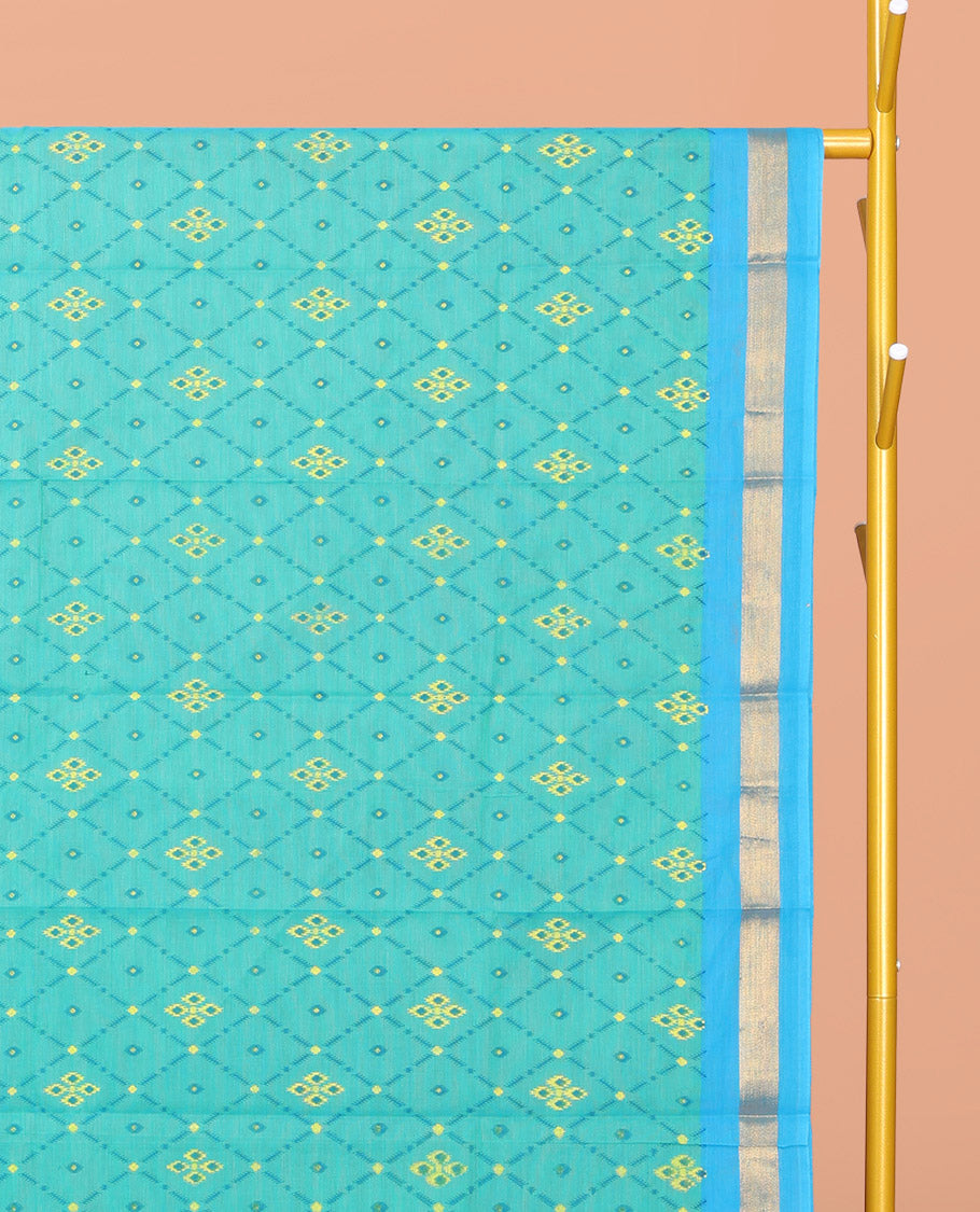 Blue Chirala Cotton Saree, Adorned with an Argyle Design, a Zari Border, Contrast Peacock Pallu, and a Contrast Blouse
