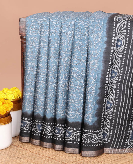 Sky blue pathick print kicha khathi silk saree with contrast pathick print border & pathick print pallu along with printed blouse