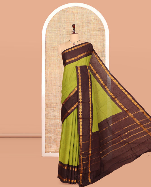 Leaf Green Plain Sungudi Cotton Saree