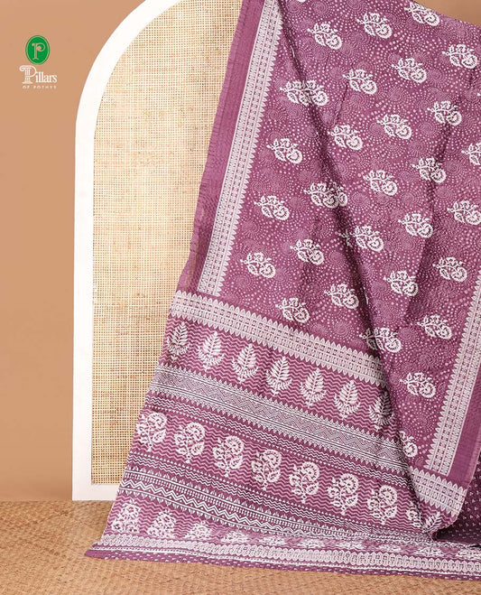 Light lavender floral printed litchi crushed saree, geometric printed border, floral-geometric printed pallu & triangle motif printed blouse