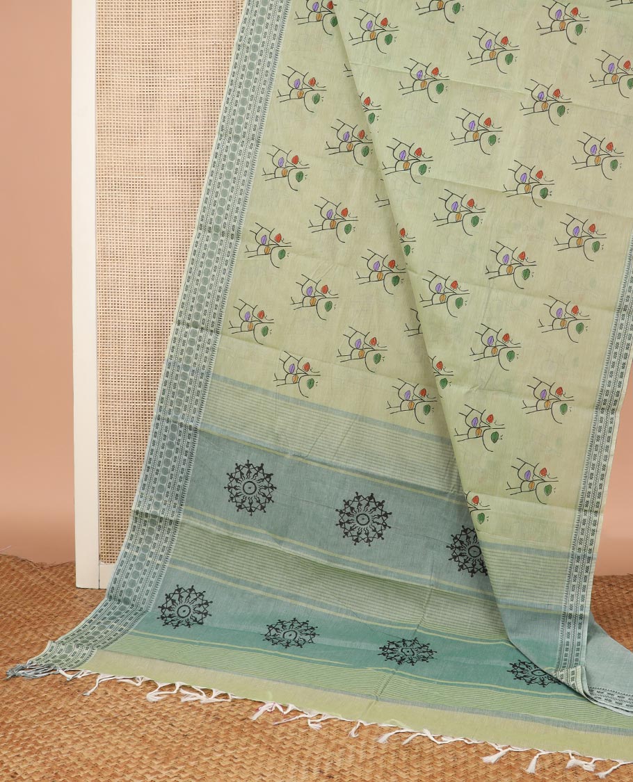 Green human figurines printed Chirala cotton saree, thread border, and pallu of warli circle print