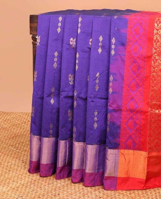 Green kuppadam silk saree with buttas, plain border & contrast pallu of intricate designs