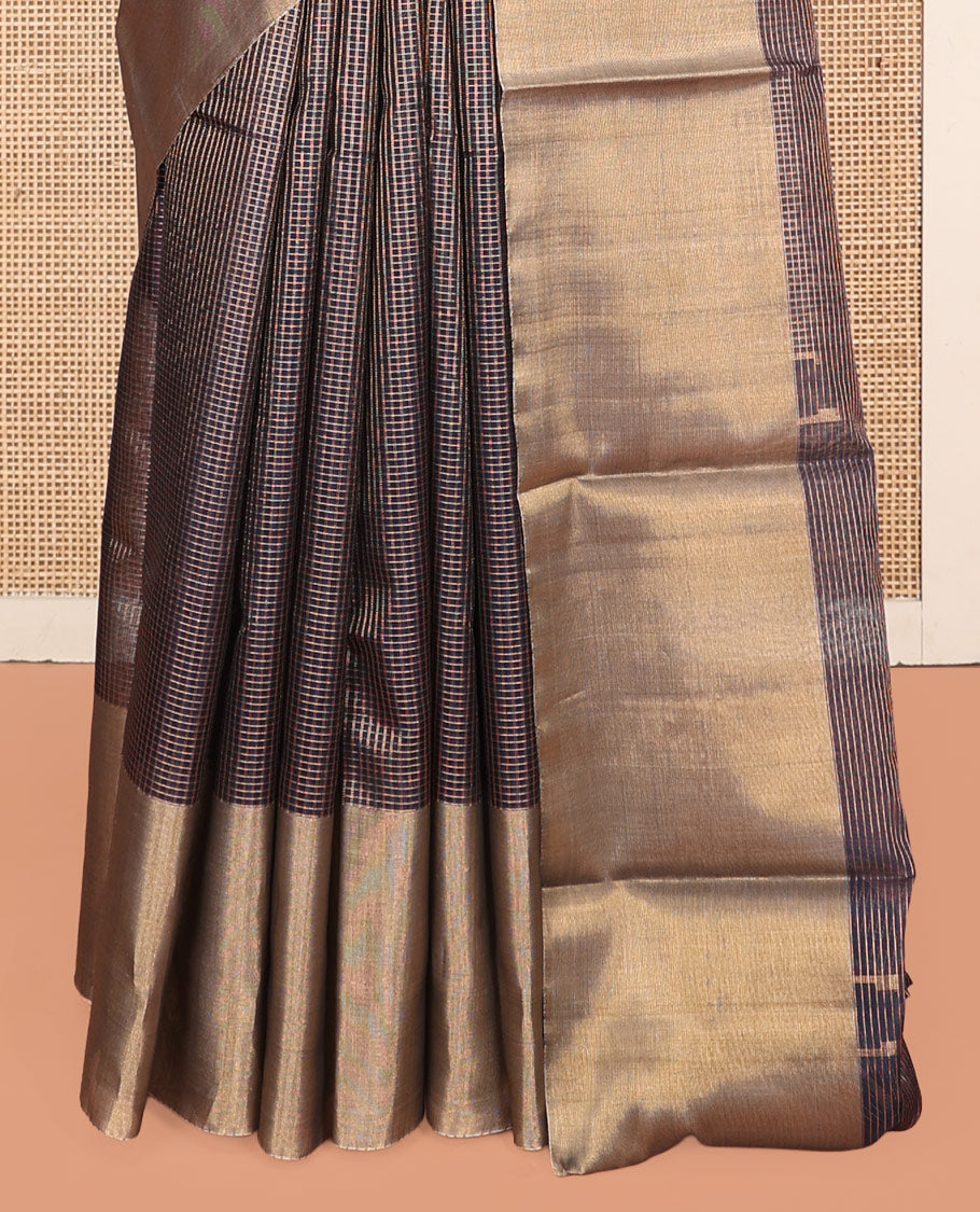 Grey Silk Cotton Saree, Majestically Detailed with Micro-Checks, a Gleaming Bavanji Border, Pallu of Temple Designs, and a Matching Blouse