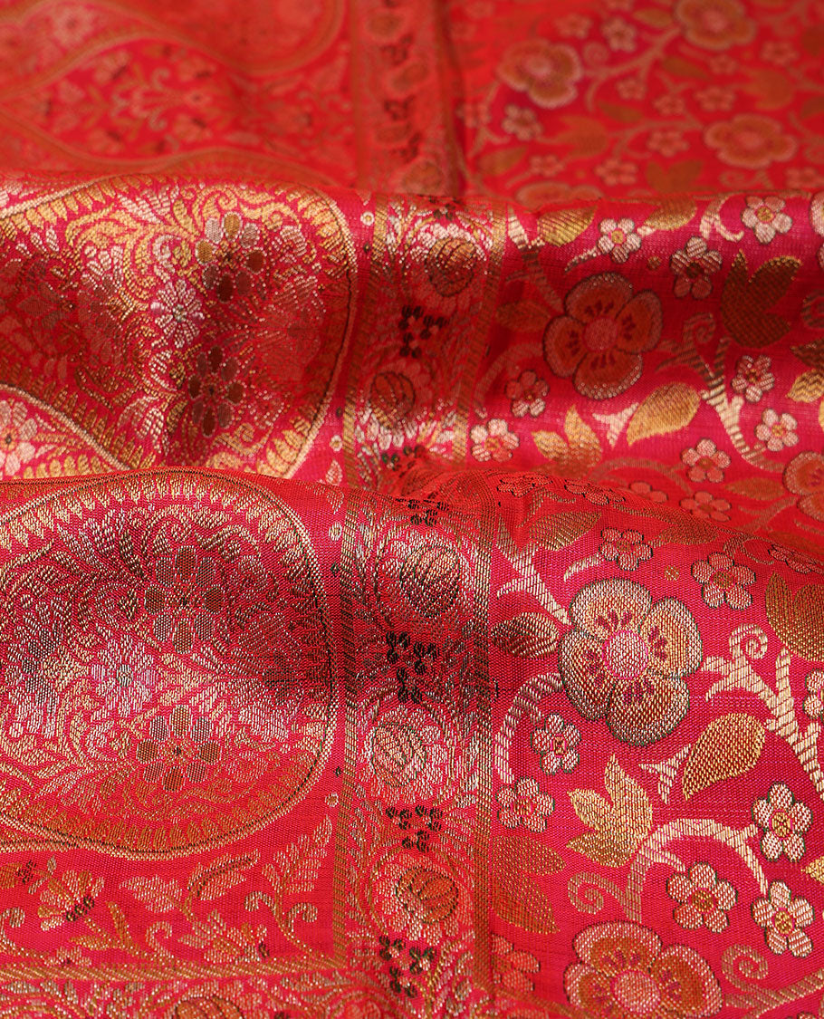 Red floral jaal jacquard silk saree, intricate zari border & pallu decked up with floral jaal design